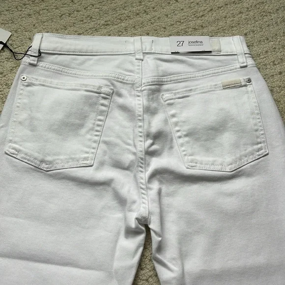 SOLD7 For All Mankind NWT Josefina Feminine Boyfriend Jeans in White Size 27 NEW - Picture 6 of 16